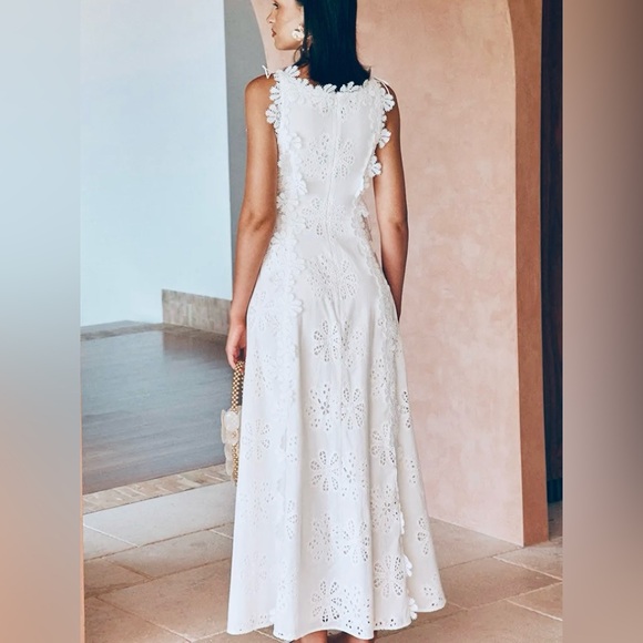 NWOT Lace Hook Maxi Dress - Picture 5 of 14